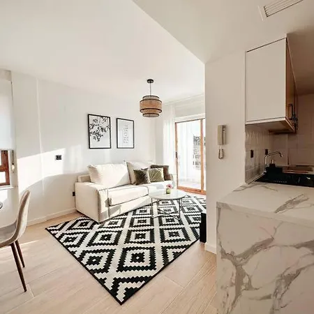 Apartamento Precioso Con Piscina Y Vistas Alicante