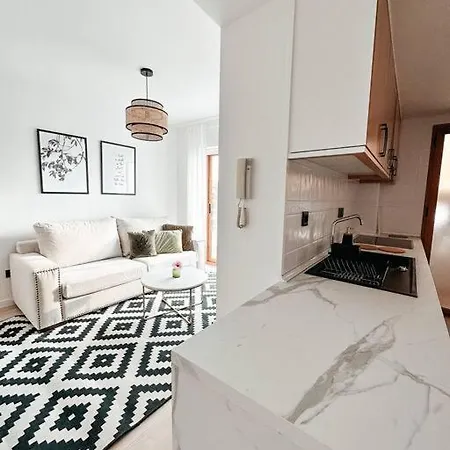 Precioso Con Piscina Y Vistas Apartment *